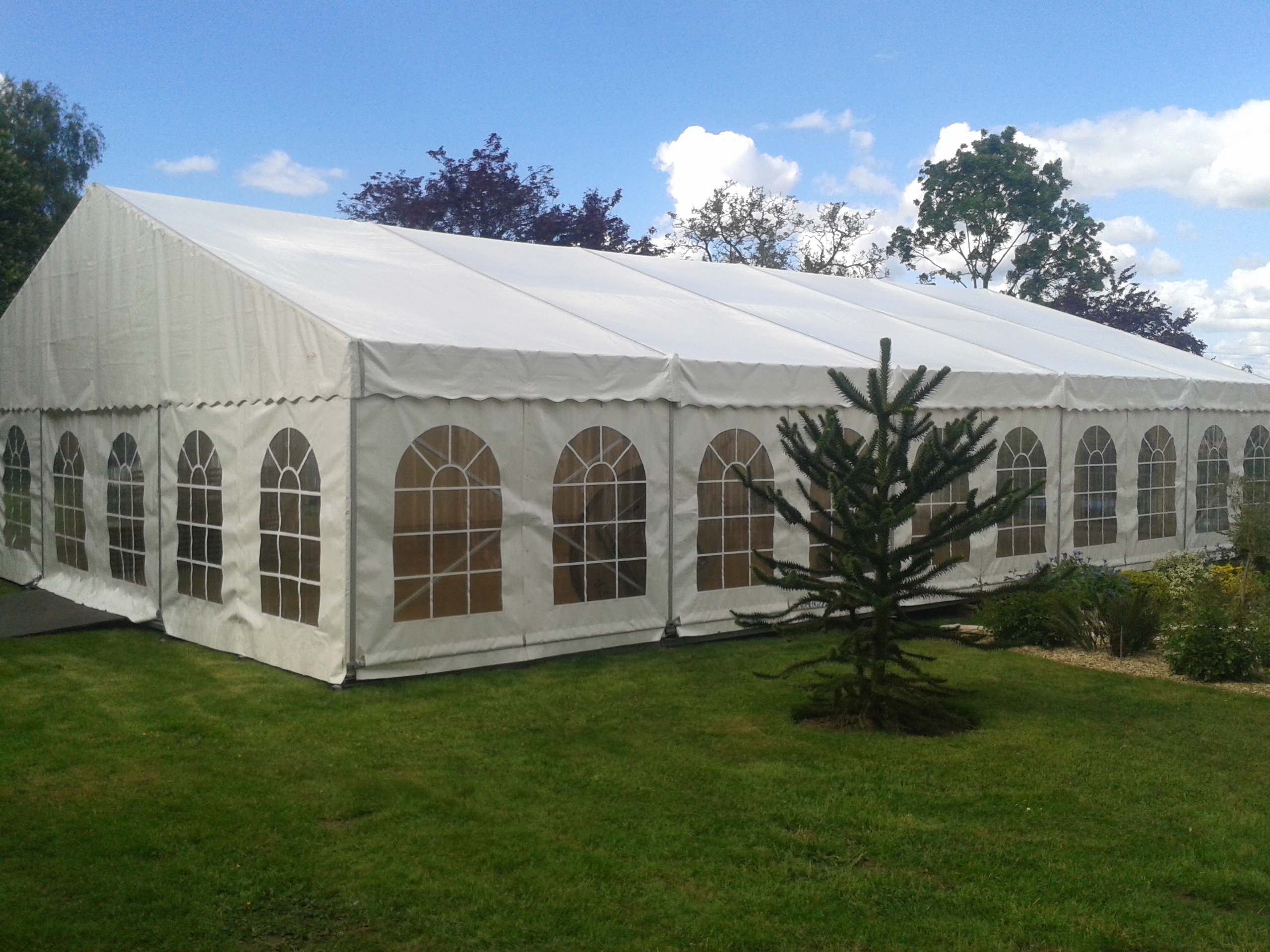 TOILES EN FÊTE - Location de tentes cristal à Saint Paul