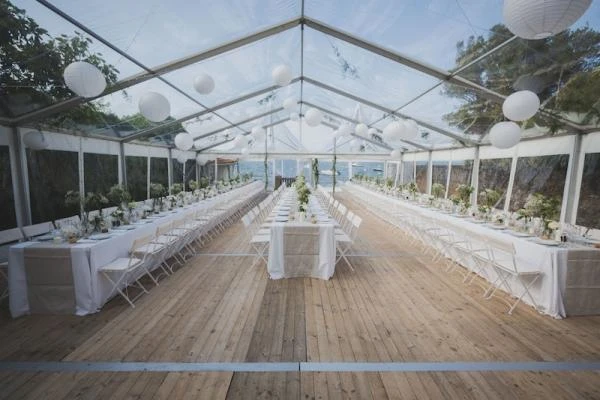Location de tentes cristal sur Saint Paul